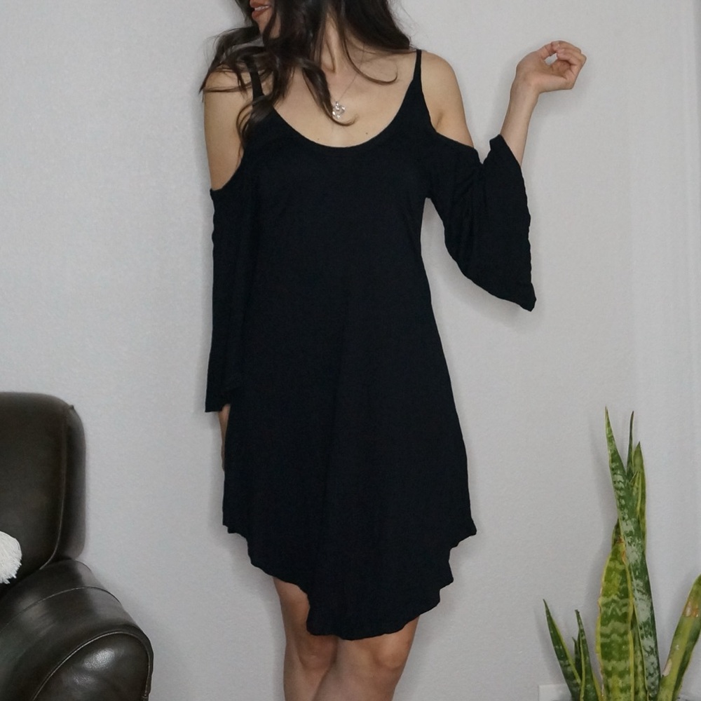 ANGL Black Off the Shoulder Bell Sleeve Dress Sz S